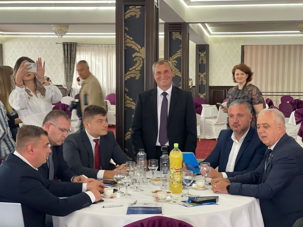 Premieră la Mărăcineni. Prezentarea proiectului rețelei noi de gaze naturale