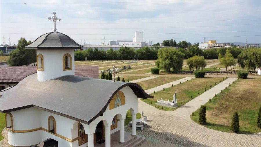Cimitirul Municipal, obiectiv în lucru. Vor fi amenajate și mari spații verzi