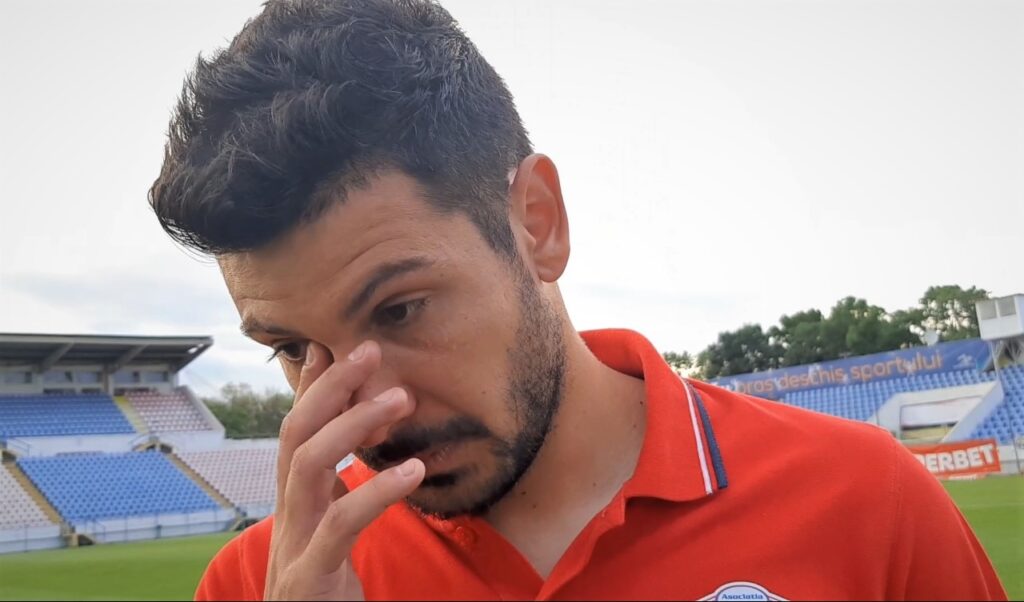 (VIDEO/EXCLUSIV) Vali Alexandru, în lacrimi după meci. Ce l-a emoționat pe atacantul Gloriei