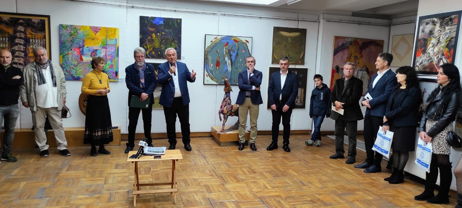 Premiile Bienalei 2022. 17 lucrări de artă au fost remarcate de juriu