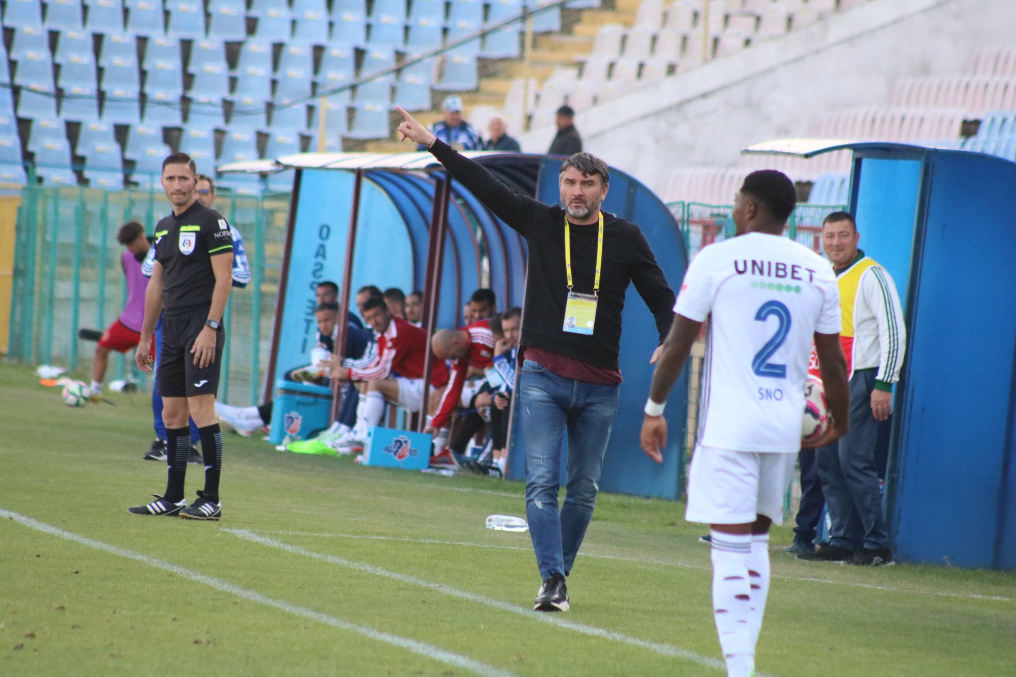 (VIDEO) ”Nu prea ne mai permitem pași greșiți”. Mihalcea, înainte de meciul de luni