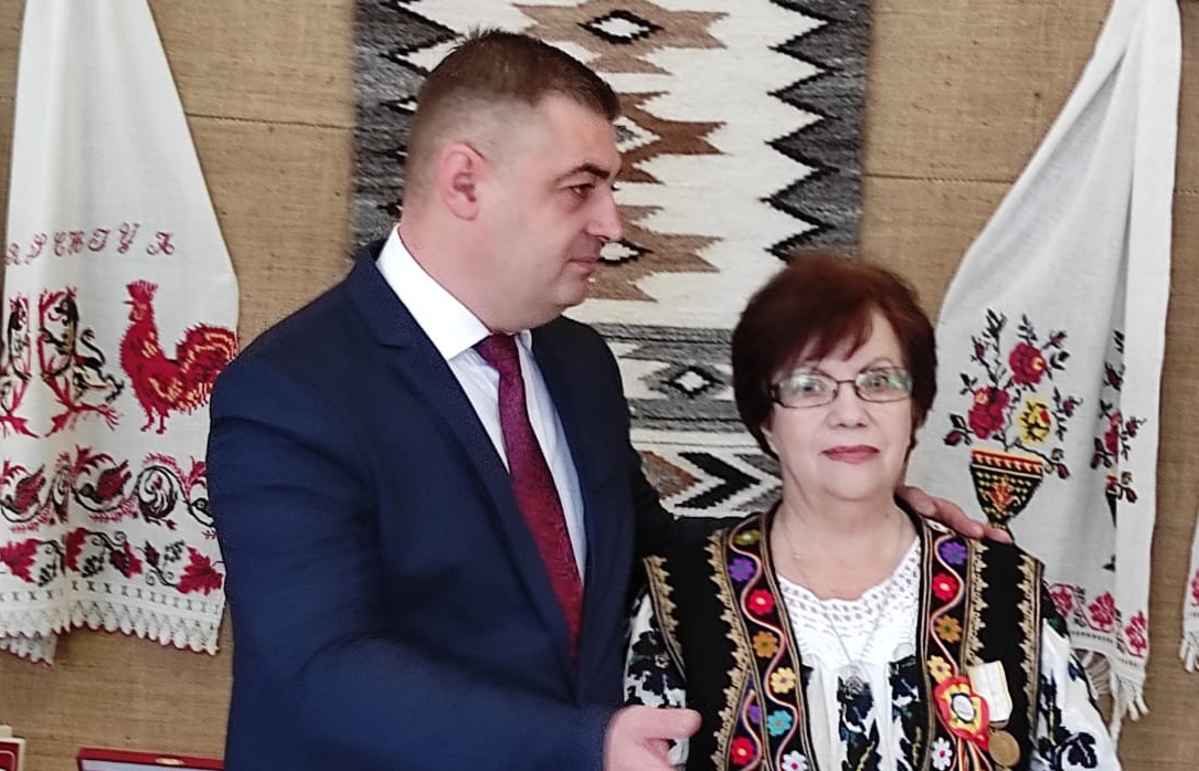 ”Moștenire pentru România”. Expoziție de artă populară Amelia Papazissu