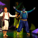 A X-a reprezentație a spectacolului "Lampa lui Aladdin". Succes neașteptat la Teatrul "George Ciprian"
