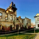 Parcul aristocratic Marghiloman. Vor fi reabilitate Casa de oaspeți și grajdurile
