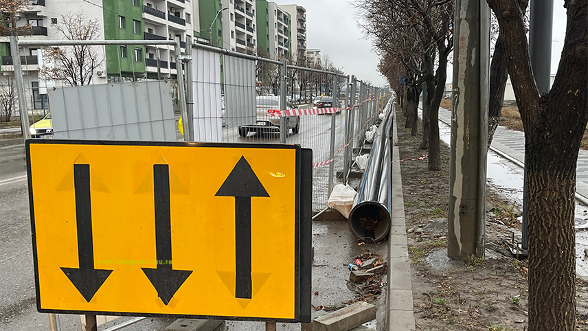 Două cartiere au rămas fără apă. Conductă spartă, din cauza unor lucrări efectuate de o societate comercială