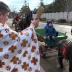 Botezul cailor. Obicei vechi de secole, încă păstrat de către localnicii din Smeeni