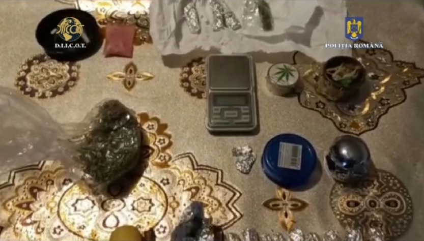 Percheziții de amploare. Cum introduceau drogurile în țară cinci buzoieni stabiliți în Spania