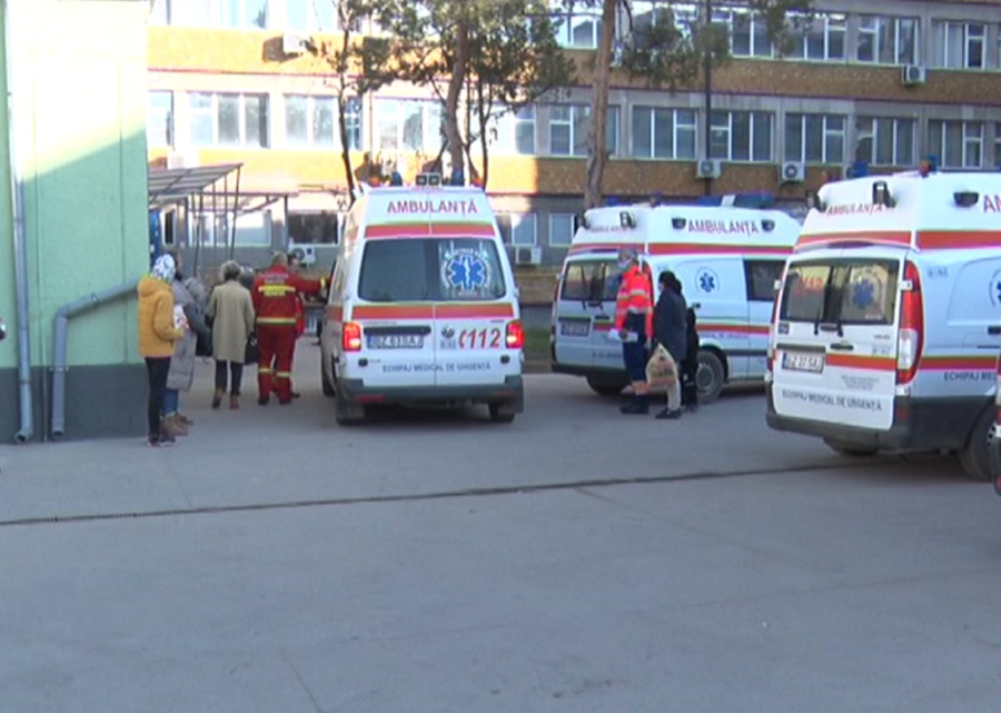 A devenit o boală sezonieră, dar greu scăpăm de ea. 20 de cazuri de Covid19, confirmate zilnic în județul Buzău