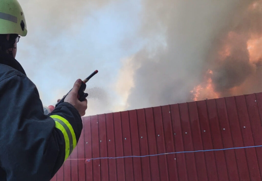 Fetiță de doar un an, arsuri grave după un incendiu la Tăbărăști. Alți doi copii au ajuns la UPU Buzău