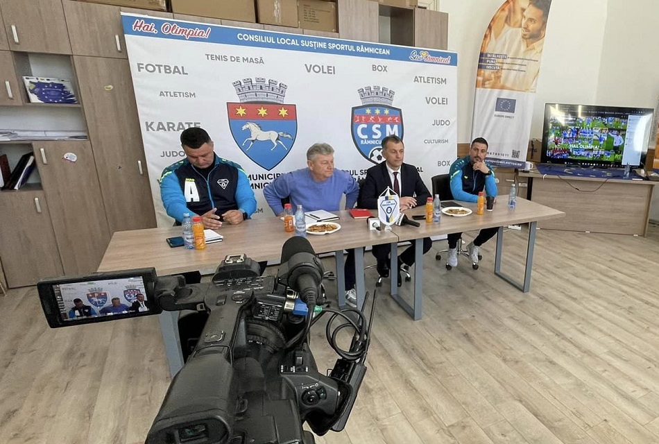 CSM Rm. Sărat, 20 de ani de existență. Echipele de fotbal și volei, foarte aproape de promovarea în ligile superioare
