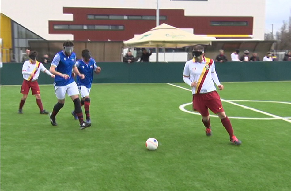 Fotbal pe nevăzute. Buzăul a găzduit un turneu amical internațional de fotbal pentru nevăzători