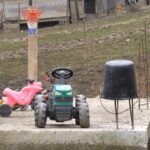 Caz revoltător la Cozieni! Un bărbat de 51 de ani ar fi abuzat sexual șase copii din vecini