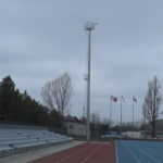 Noaptea, pe lumină. Au fost instalați pilonii pentru nocturna de la Atletism