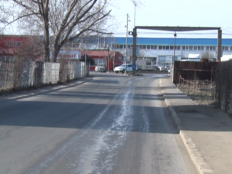 Semafor nou. Ar putea fi instalat pe Șoseaua Brăilei, colț cu Șoseaua V. Pașii