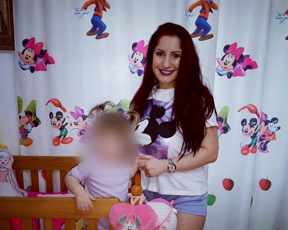 Apel umanitar. Mădălina are nevoie urgentă de transfuzie de sânge și trombocite. Tânăra, diagnosticată cu leucemie