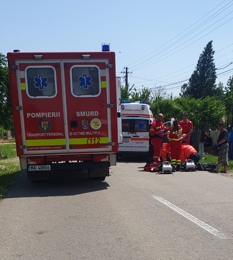 (FOTO) Băiețel de 6 ani, accidentat mortal. Tragedia, produsă pe un drum județean din Bălăceanu