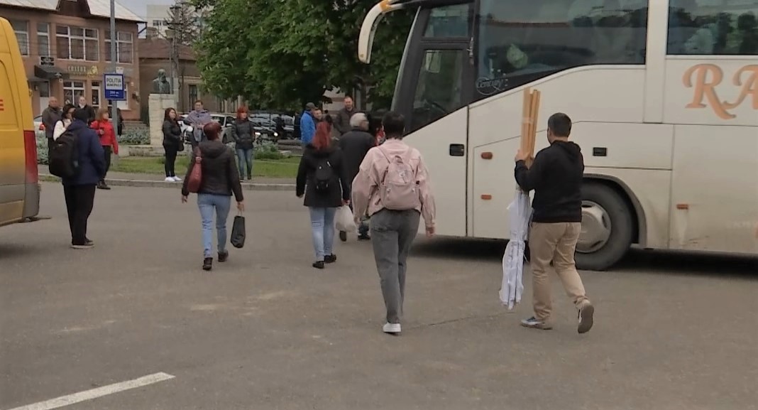 (VIDEO/AUDIO) Au plecat la protest. 250 de sindicaliști din educația buzoiană, la marșul din Capitală