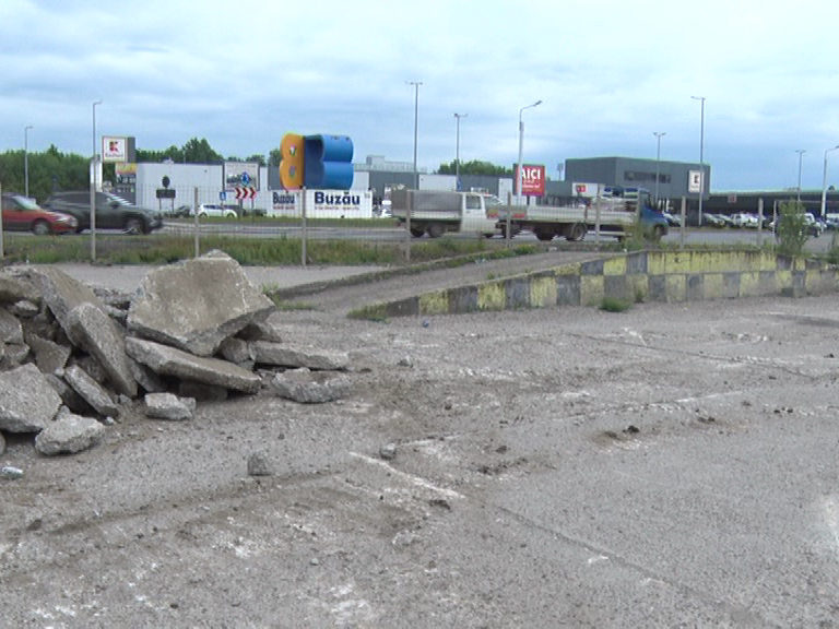 Adio, poligon auto. A demarat construirea Stației Intermodale