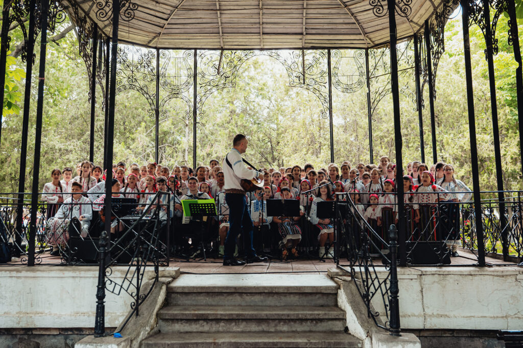 Ești talentat? Centrul Cultural ,,Florica Cristoforeanu" caută soliști și instrumentiști