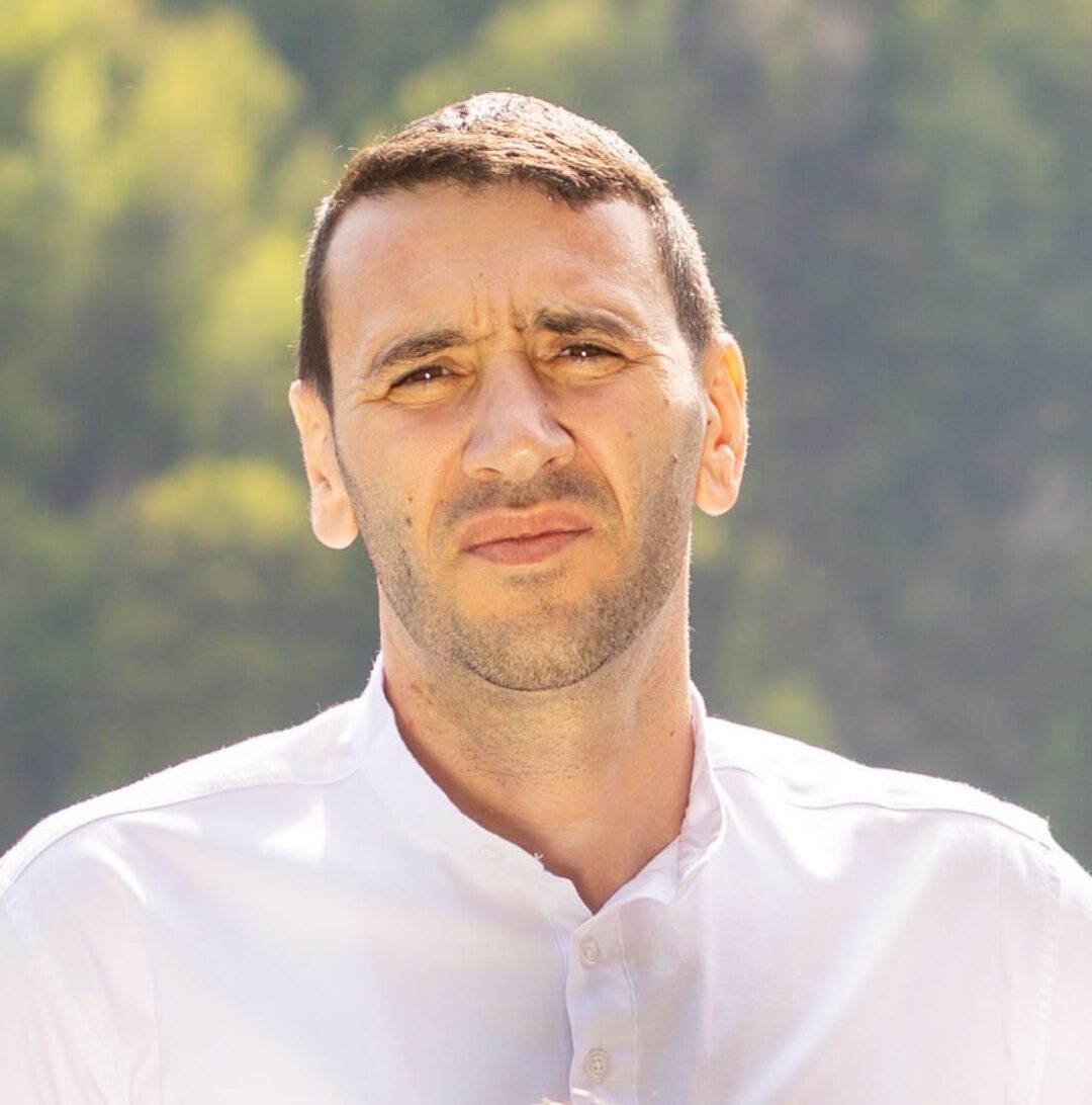 (FOTO) Apel umanitar. Florin luptă pentru viață. Are nevoie de noi!