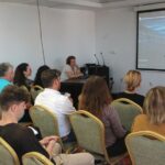 Peste o sută de tineri, ajutați să se integreze în societate. Specialiștii D.G.A.S.P.C. Buzău, concluzii la final de proiect