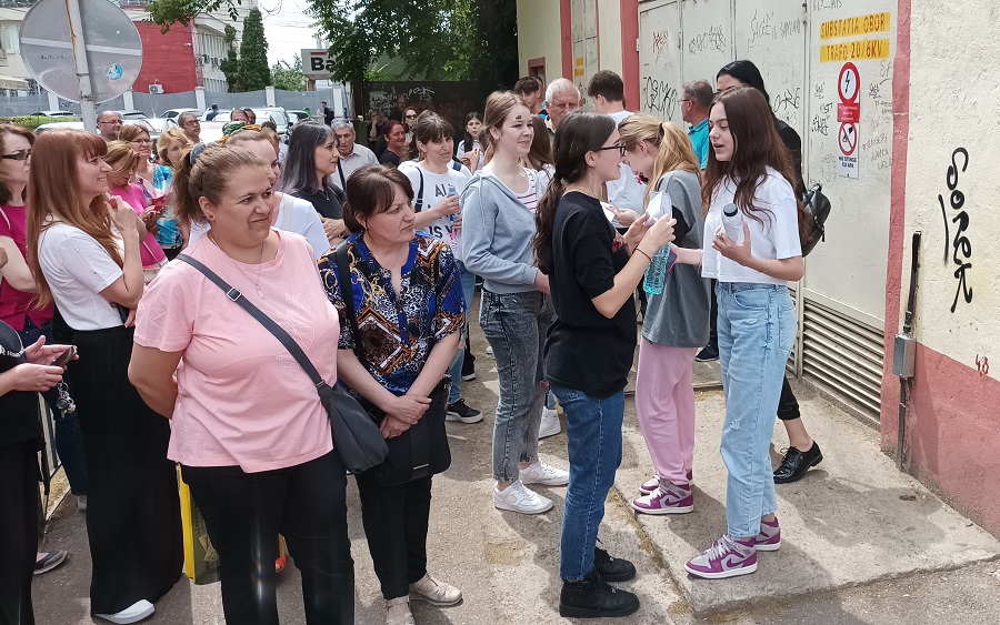Număr mare de medii de 10, la Evaluarea Naţională. Promovare 0% în două școli din județul Buzău