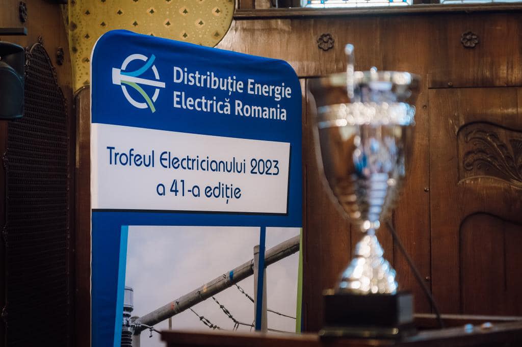 D.E.E.R. (Distribuție Energie Electrică România) și-a desemnat câștigătorii competiției “Trofeul Electricianului 2023”. Cei mai buni vor concura la faza pe țară