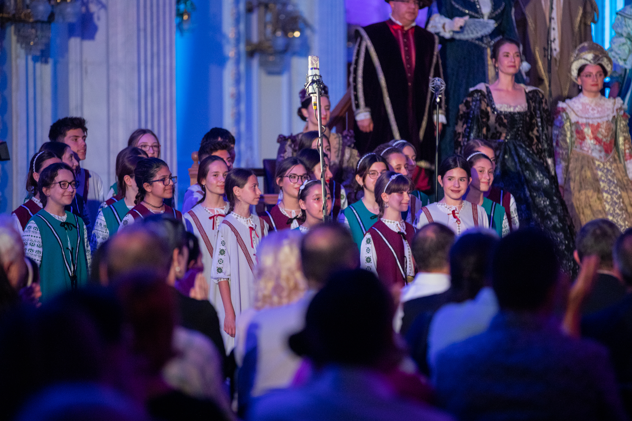 (VIDEO) Happy Kids din Buzău, singurul cor invitat la concertul aniversar ,,Madrigal 60″