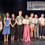 (VIDEO/FOTO) ,,Onorată să dețin marele trofeu”. Ilona Andreea Necula, câștigătoarea marelui premiu al Festivalului “Mihaela Runceanu.” Cine a primit trofeele pe secțiuni