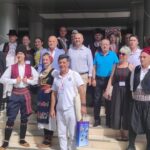 Folclorul, la el acasă. A început Festivalul „Plaiurile Mioriței”