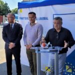 Liberalii buzoieni strâng semnături pentru testarea legumelor în pieţe. Campania a demarat ieri, în cartierele Dorobanți și Micro XIV