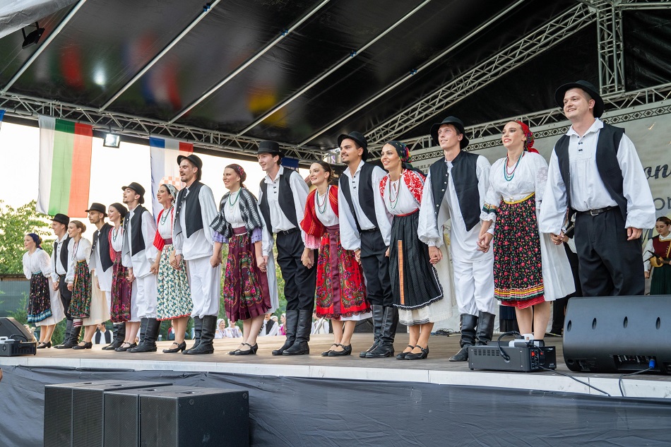 Festivalul “Plaiurile Mioriței”, la final. Patru zile, pline de spectacole