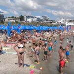 Sfaturi pentru stat la soare. Vara vine „la pachet” cu riscuri dermatologice