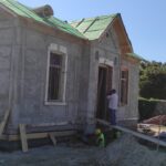 Casa grădinarului. Lucrarea este gata în proporție de 90%