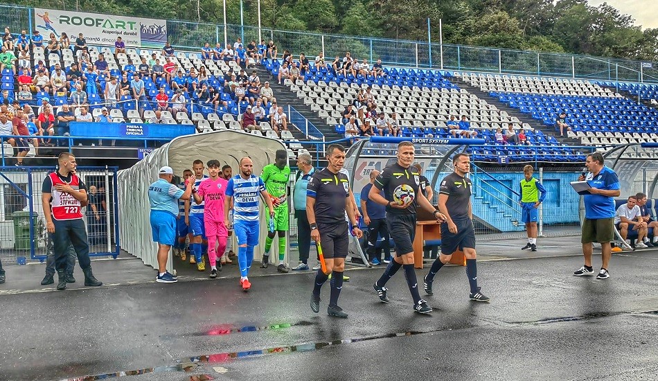 Nicio surpriză la Deva. Gloria, calificare în grupele Cupei României