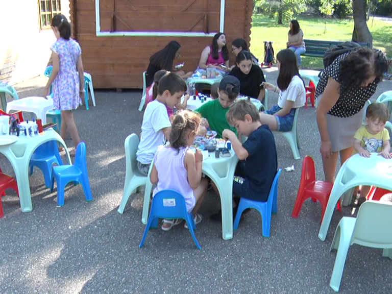 Tablou de vară. Atelier la Școala din Parc