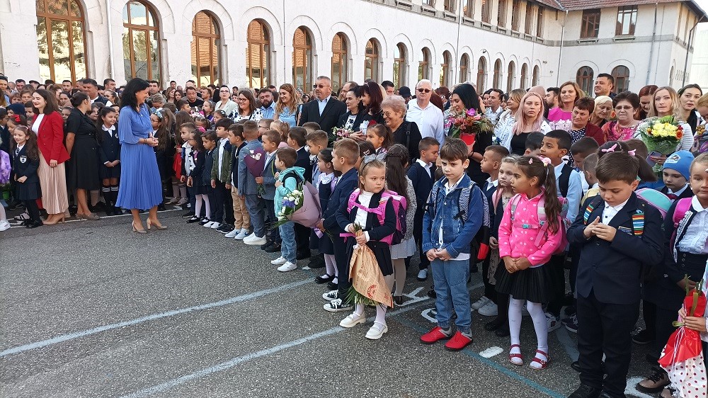 A sunat primul clopoțel, la Colegiul Pedagogic. Debut cu vești bune pentru elevi și părinți