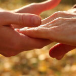 Familiile care au sărbătorit 50 de căsătorie sunt invitate la sediul Primariei Buzău în perioada 2-4 octombrie