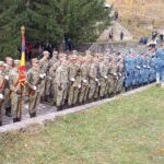 În cinstea Armatei Române! Ceremonial impresionant, la Monumentul „Ostașului Erou” din Siriu