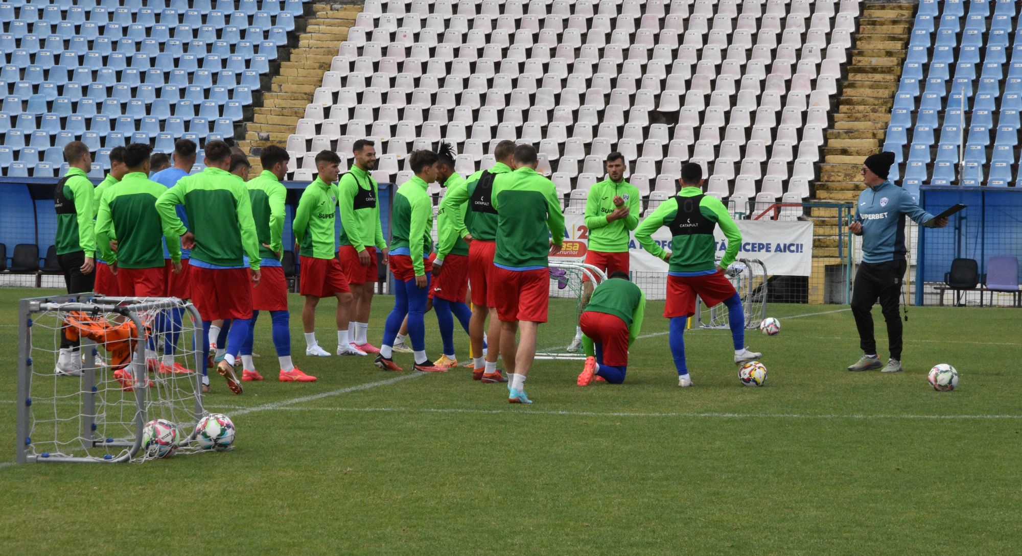 Gloria, meci cu echipa lui Hagi. Mâine, ora 17:30, pe stadionul din Crâng