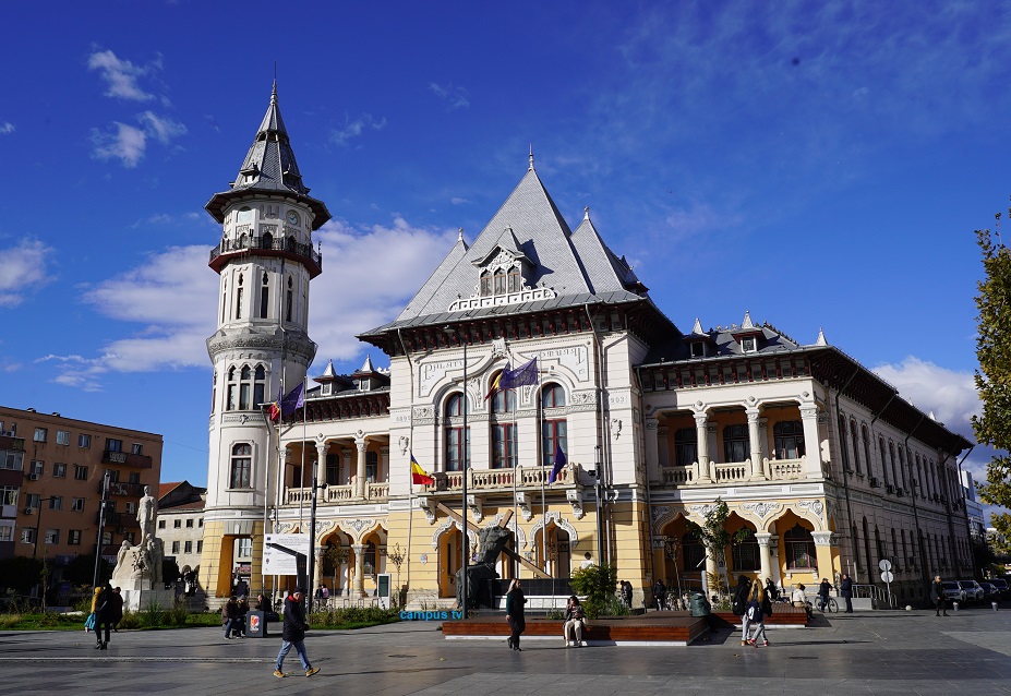 Proiectul de hotărâre privind aprobarea modificării preţurilor şi tarifelor locale de producere, transport, distribuţie şi furnizare a energiei termice practicate de RAM TERMO VERDE poate fi consultat pe site-ul Primăriei