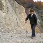 Vitalitate de invidiat. Secretul longevității unui localnic din Mânzălești, ajuns la 101 ani