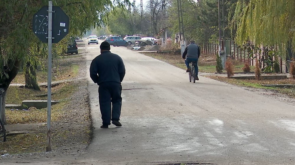 Apți de muncă dar se mulțumesc cu ajutorul social. Sunt tot mai multe persoane inactive pe piața muncii