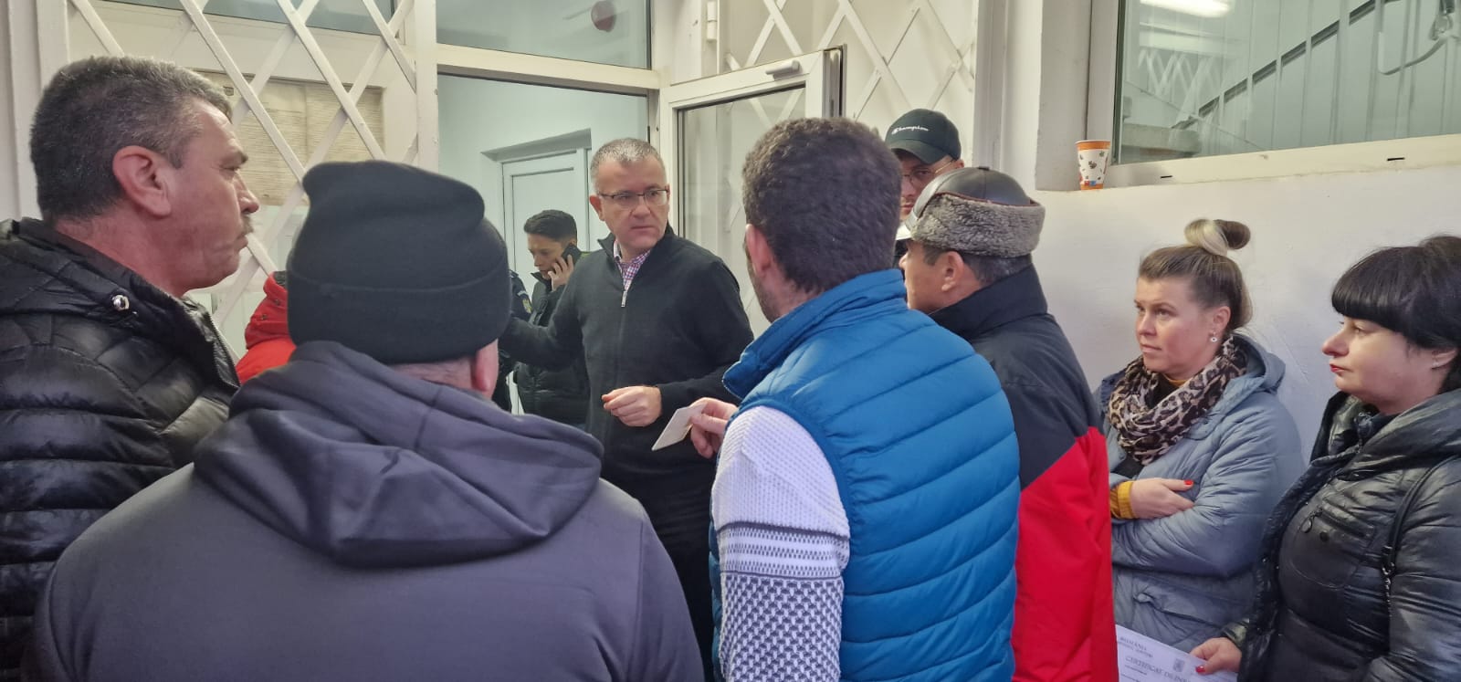 S-a spart „gașca de haimanale”. Prefectul, dezvăluiri la Campus TV, despre cum se vindeau locurile pe listele de la Permise și Înmatriculări