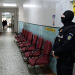 PERCHEZIȚII. Medici și asistente medicale, în vizor pentru fapte de corupție.  Descinderi la Policlinica 23 August