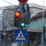 Verde pe Godeanu. De astăzi, atenție la semafoare!