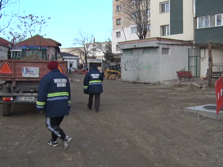 Lucru în aer liber. Urbisul a deschis mai multe șantiere în oraș