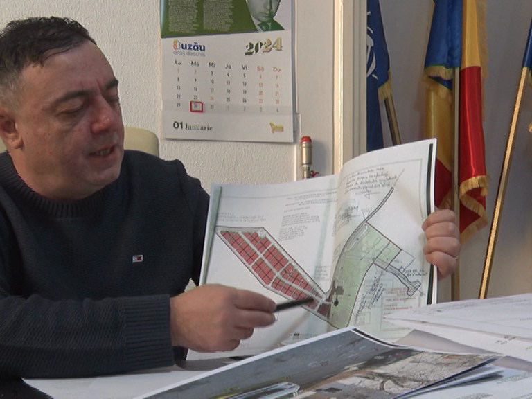 Parc în cimitir. Un spațiu verde generos va fi amenajat în Cimitirul Municipal