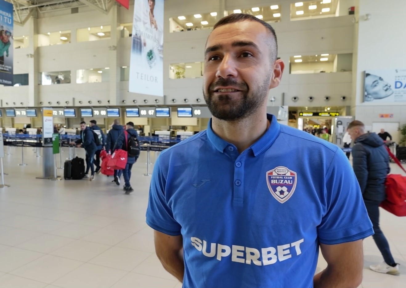 Fost căpitan la Rapid, Dandea a venit să ajute la promovarea Gloriei