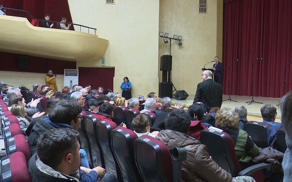 Poetul Grigore Vieru, omagiat la Rm. Sărat. Actorul Dorel Vișan, prezent la manifestările dedicate bunului său prieten